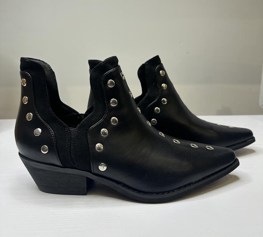 BOTINES TACHUELAS | B.TACHUELAS